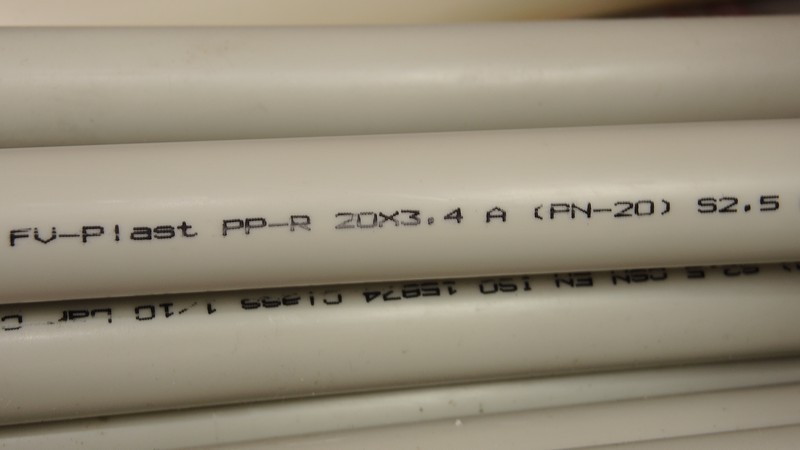 101020 ����� ������������� �. 20 x 3,4 PN20 ���������������� Wavin/FV-plast �����