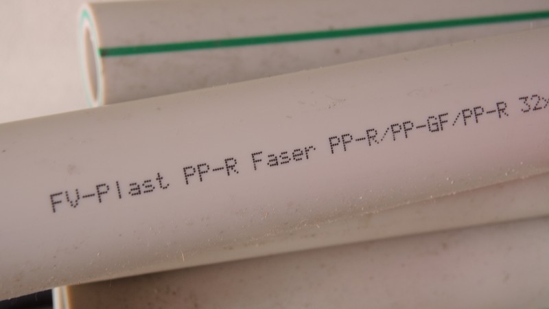  ����� ������������� ����������� �. 32 x 4,4 ���������������� ������������� Wavin/FV-plast �����