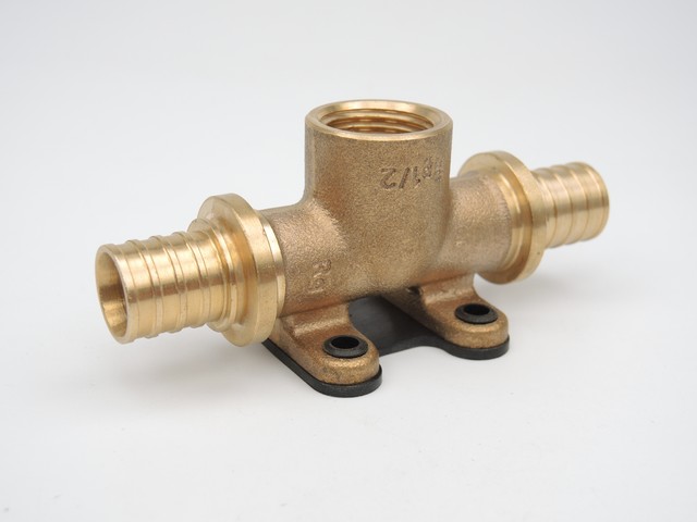 456294001 ������ �������� � ��������� ������� REHAU Rautitan RX+ �. 20 x 1/2"� ������� _��������� � ���������� ��������