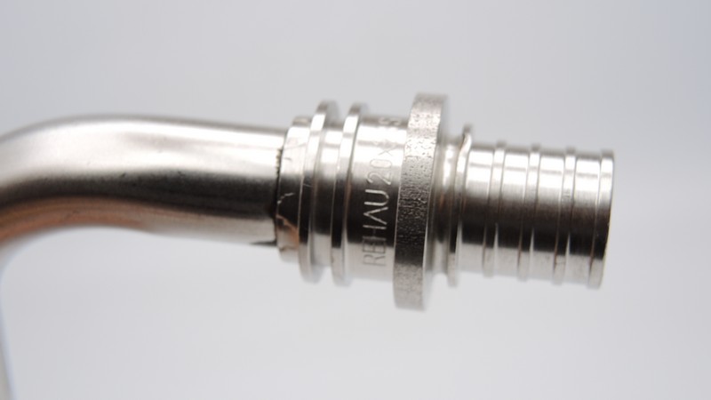 266262001 ������ �-������� REHAU Rautitan �. 20 x 250�� �-�������� ��������