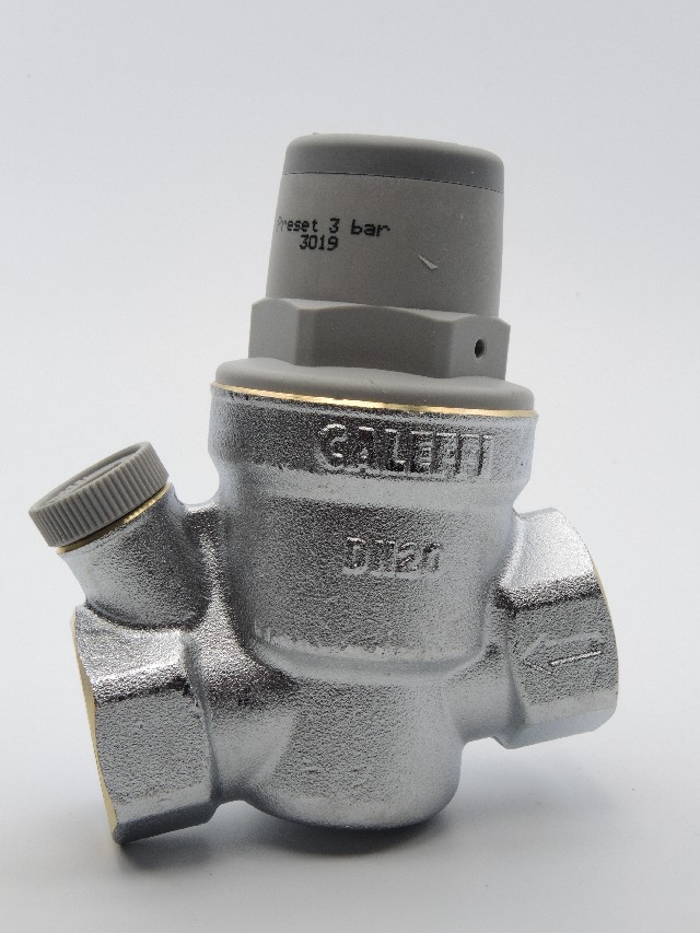 533451H �������� ����� 3/4" 80*C c ����������� ��������� ��������  ������������ Caleffi ������