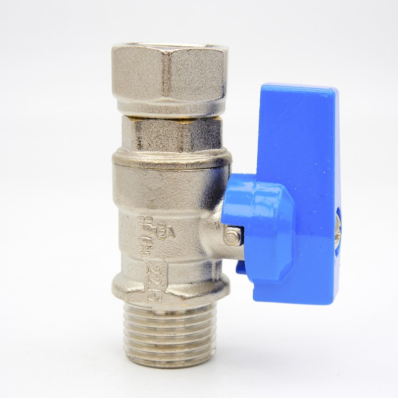 528M04040E ���� �������� ������ 1/2"� x 1/2"� ( ������� ����� ) ����� ������� ������ 1/2"� �������� ����� Bianchi ������